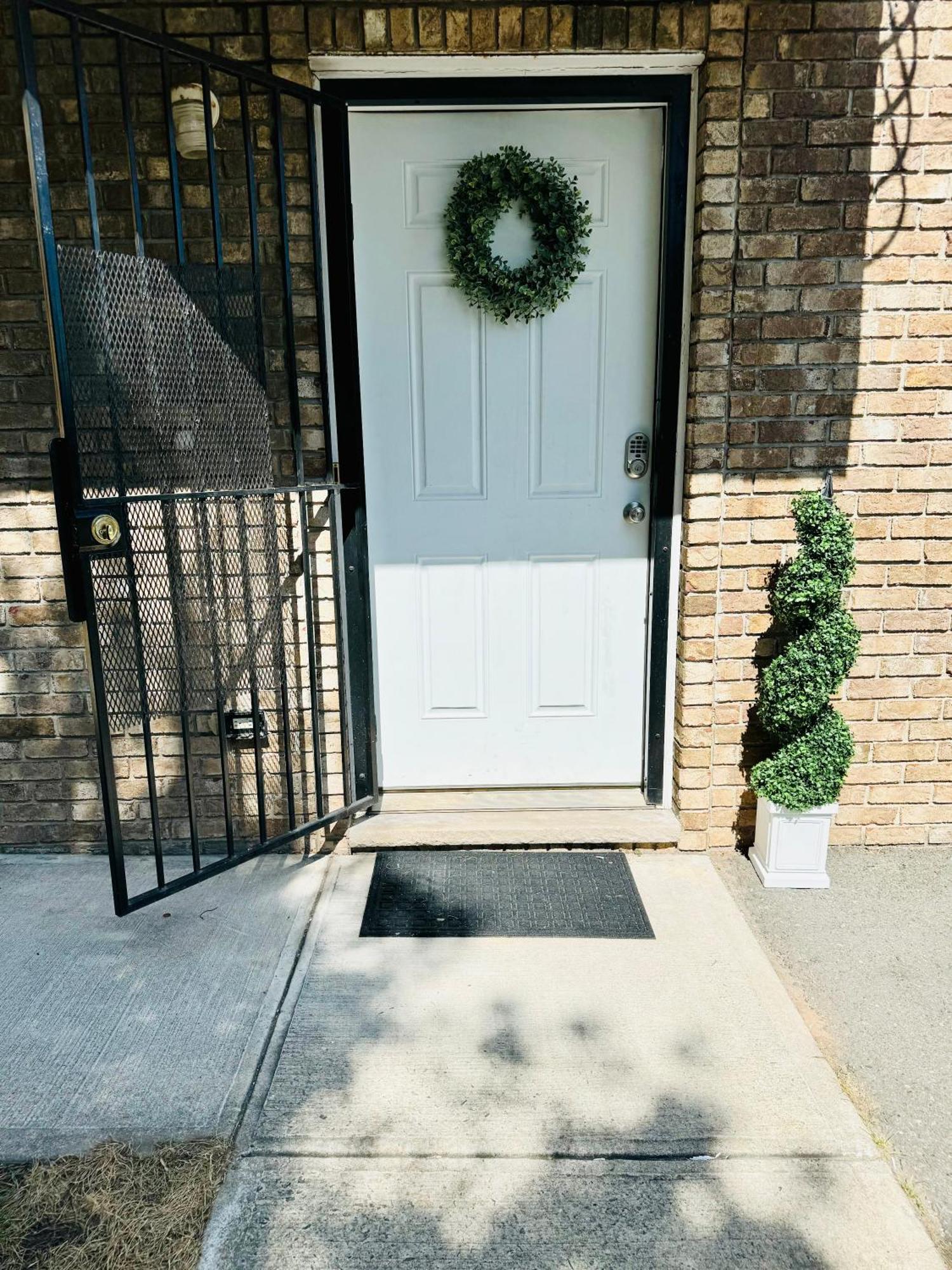 Cozy Evergreen Apartment By Newark Airport Exterior photo